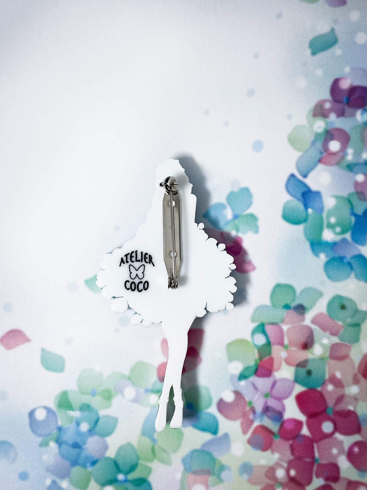 Hydrangea Ballerina Brooch (Blue)