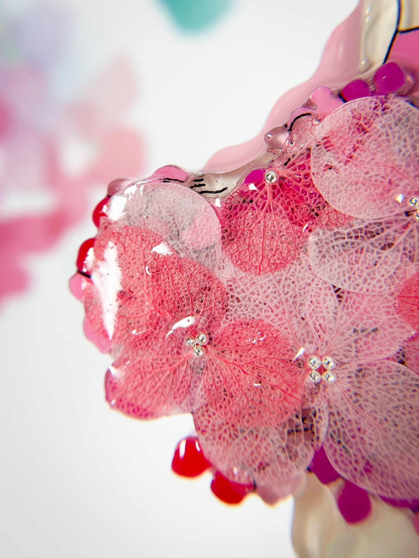 Hydrangea Ballerina Brooch (Pink)