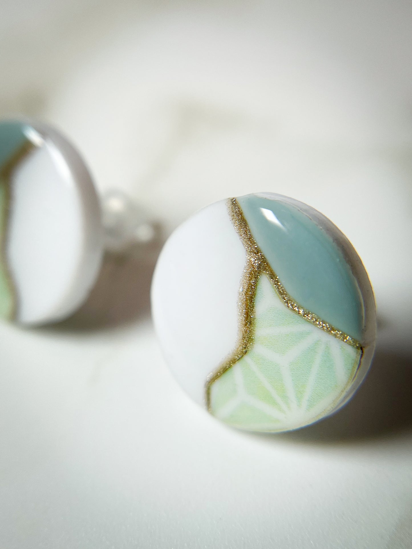 Kintsugi stud earrings