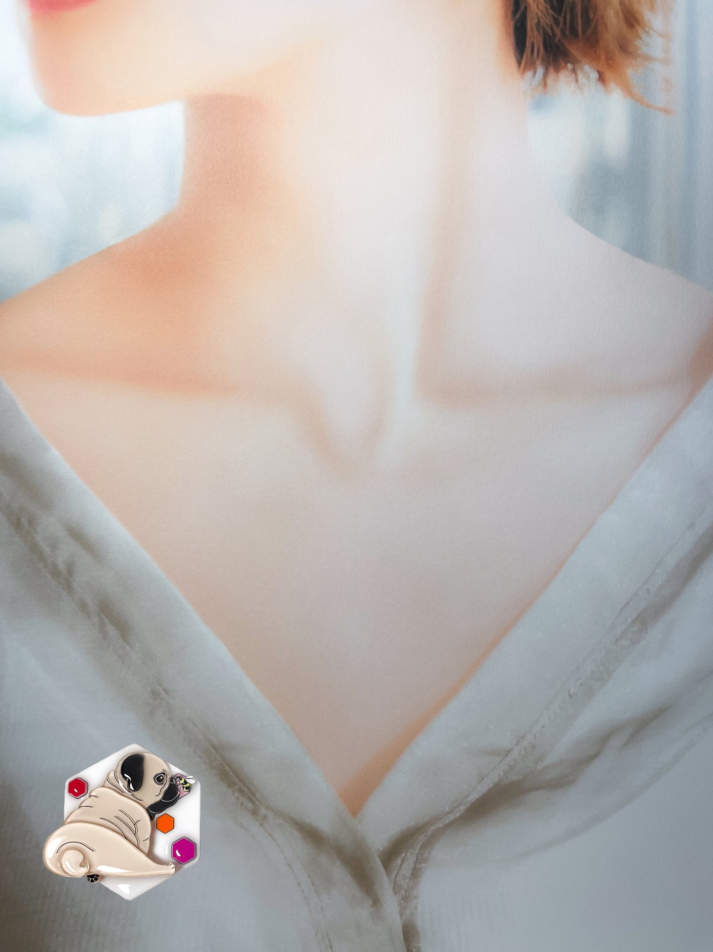 Bee Kind Brooch (Fawn pug)
