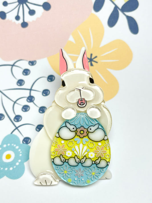Egg Animal Brooch ~ White Rabbit ~