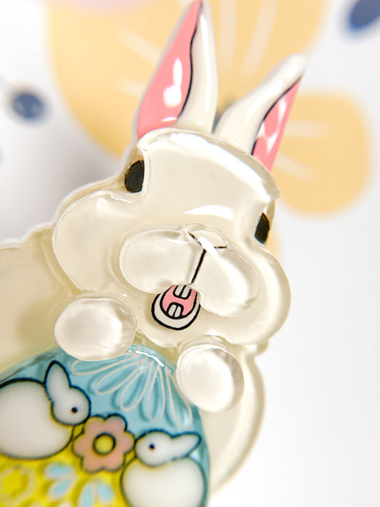 Egg Animal Brooch ~ White Rabbit ~