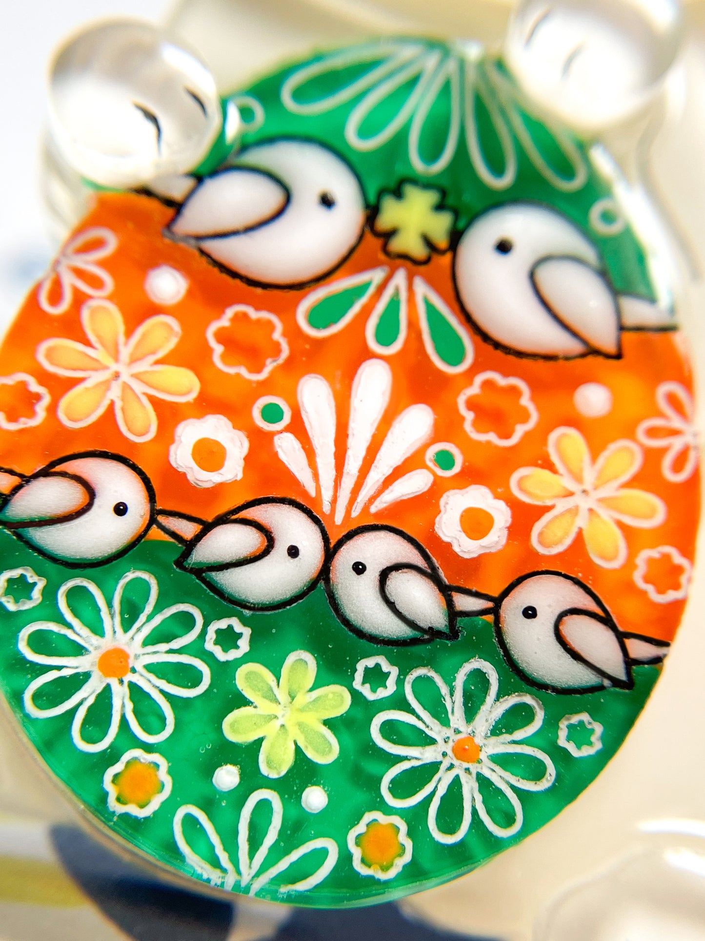 Egg Animal Brooch ~ White Cat ~