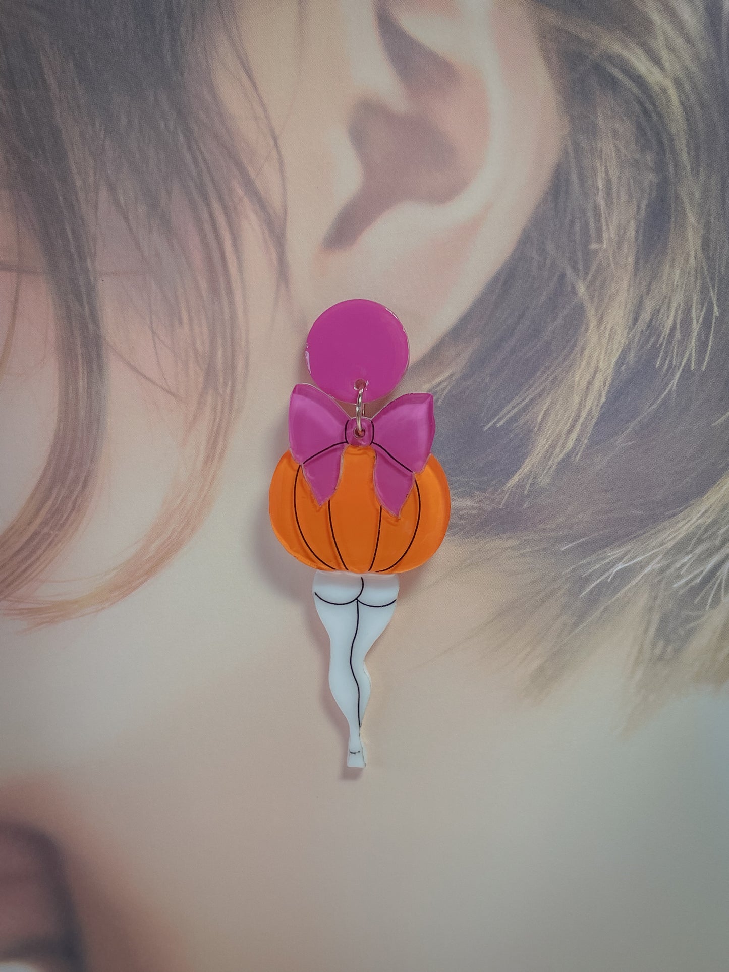 Bootylicious pumpkin drop earrings (Pink)