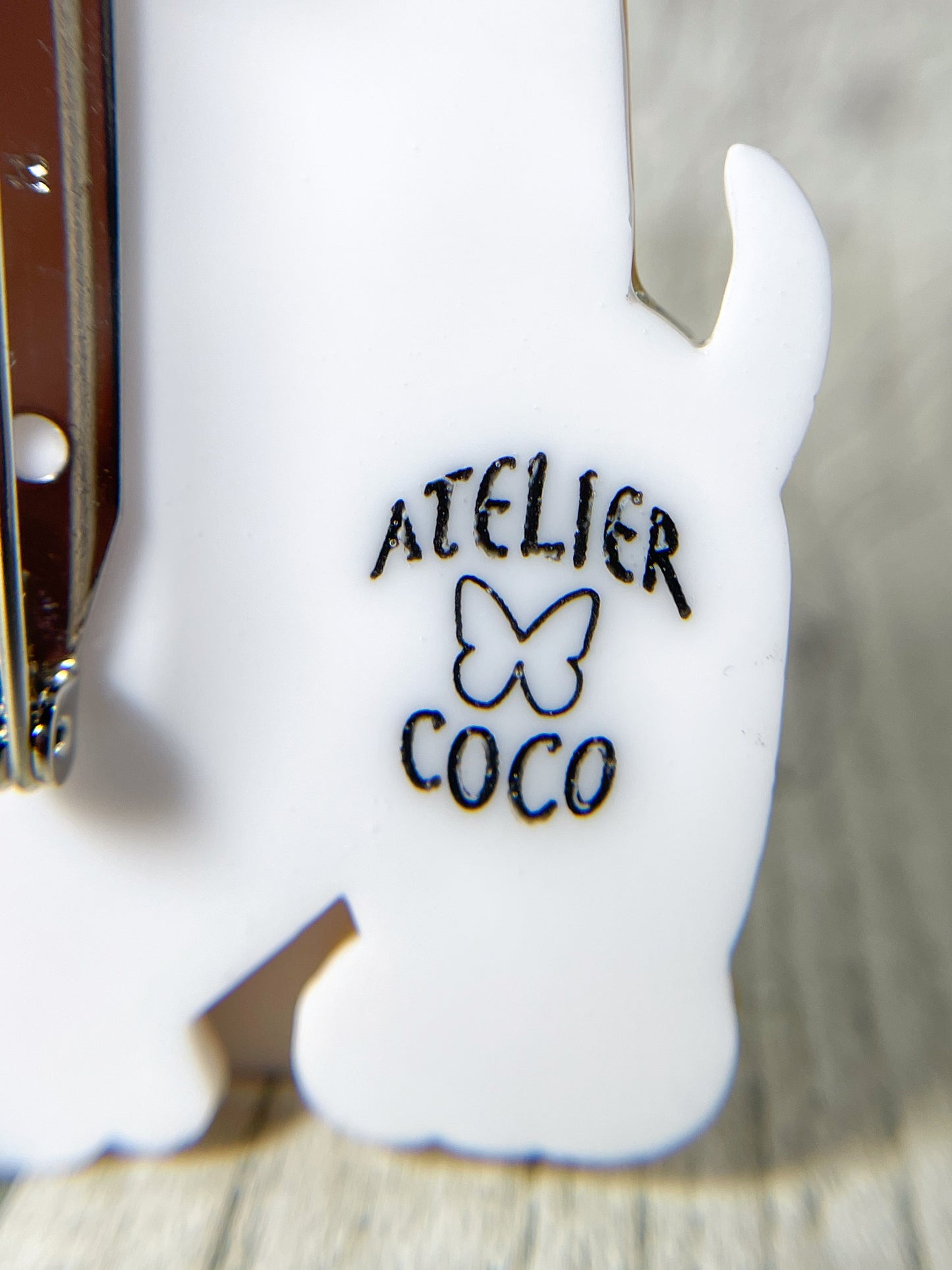 Stuffed Dog in Love Brooch (Pink heart)