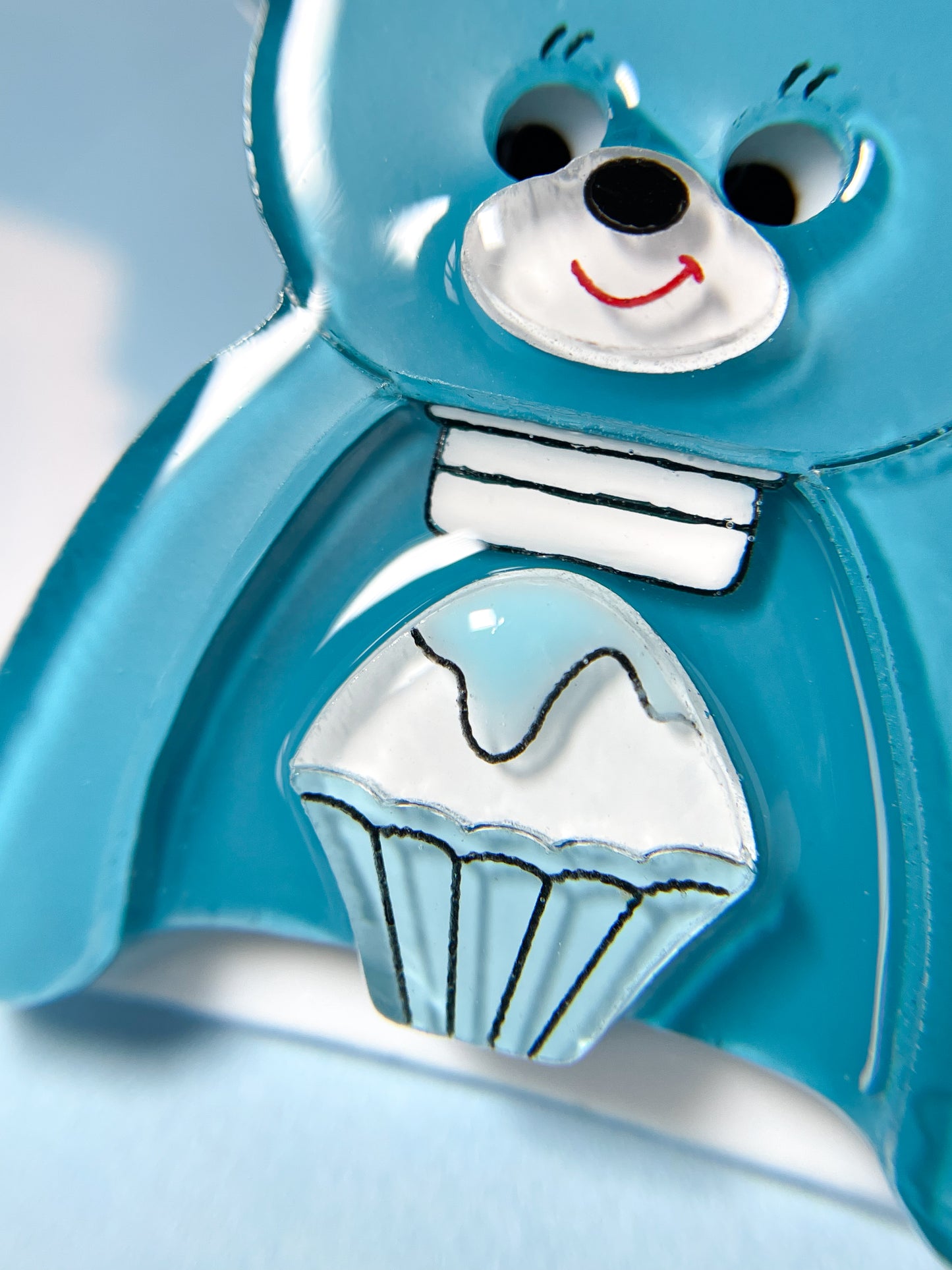 Bear Shaved Ice Machine Brooch (Hawaiian Blue)