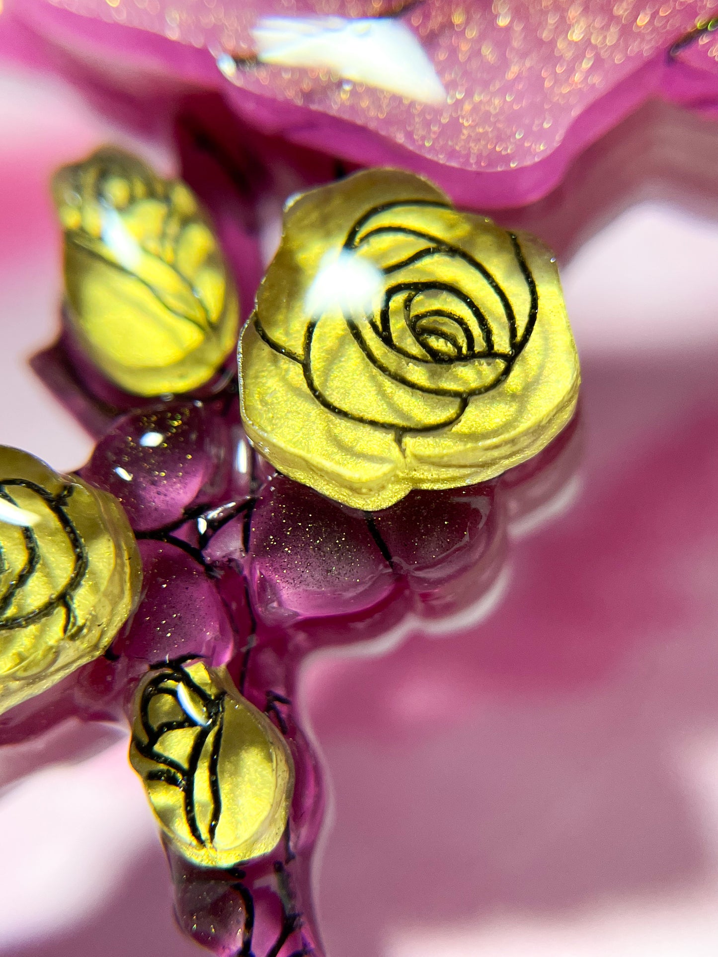 Passionate Rose Flamingo Brooch (Gold)