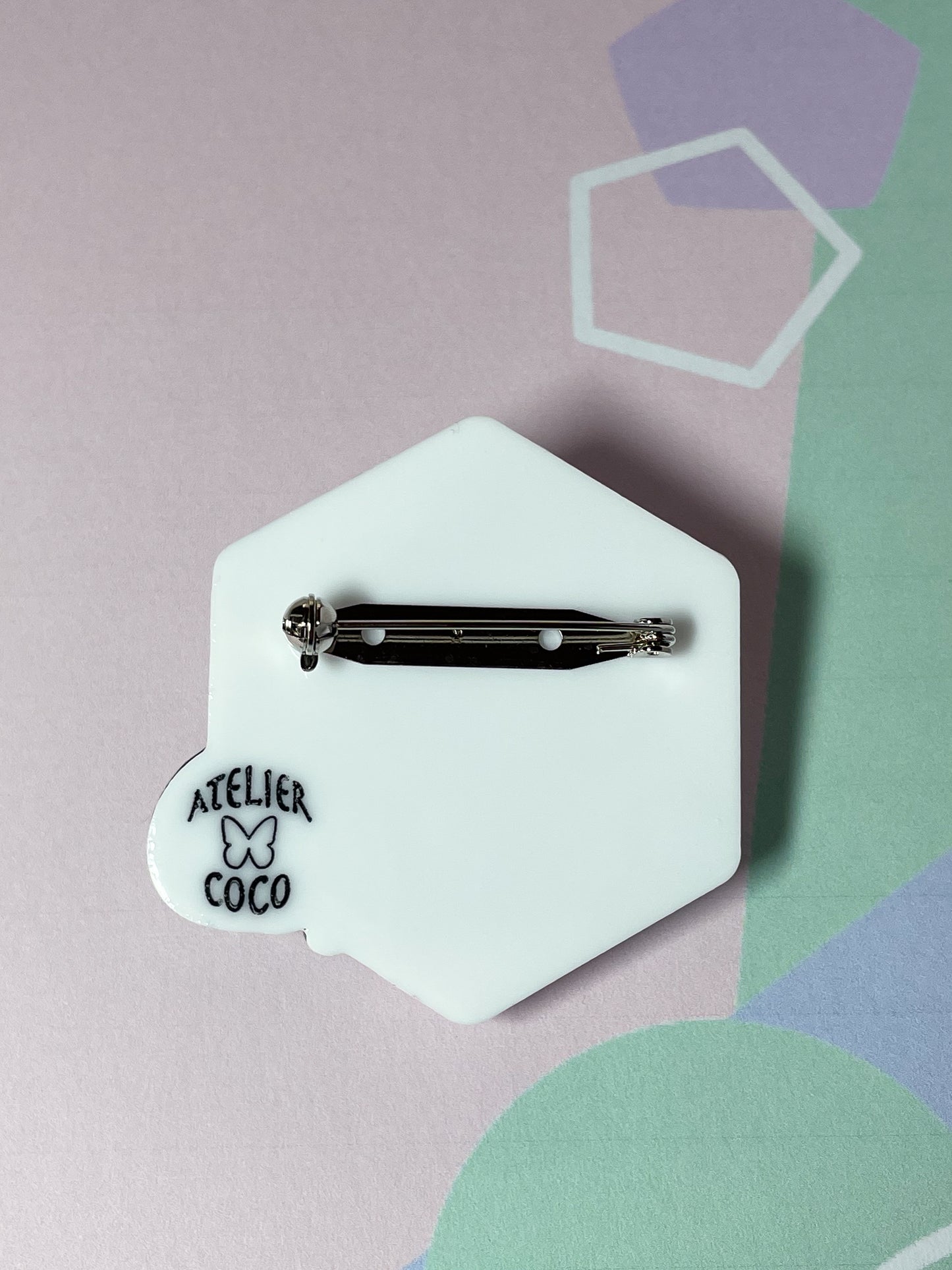 Bee Kind Brooch (Black pug)