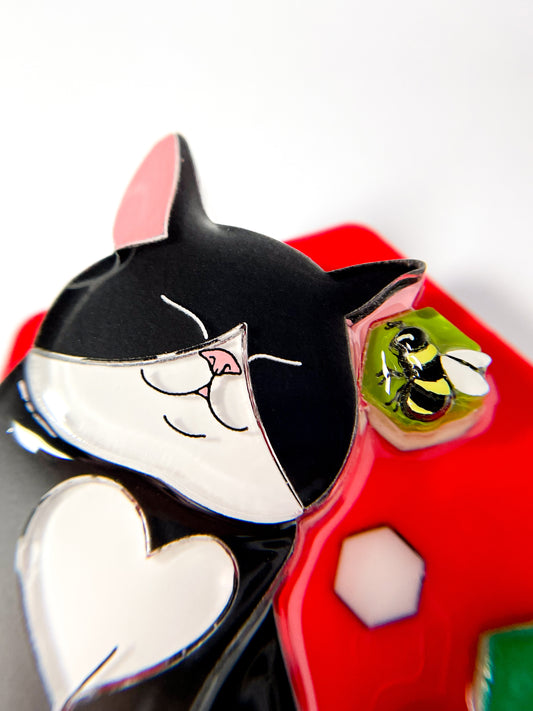 Bee Kind Brooch (Tuxedo cat)