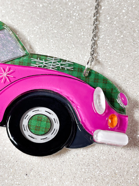 Merry Christmas ~The pink car brings happiness~