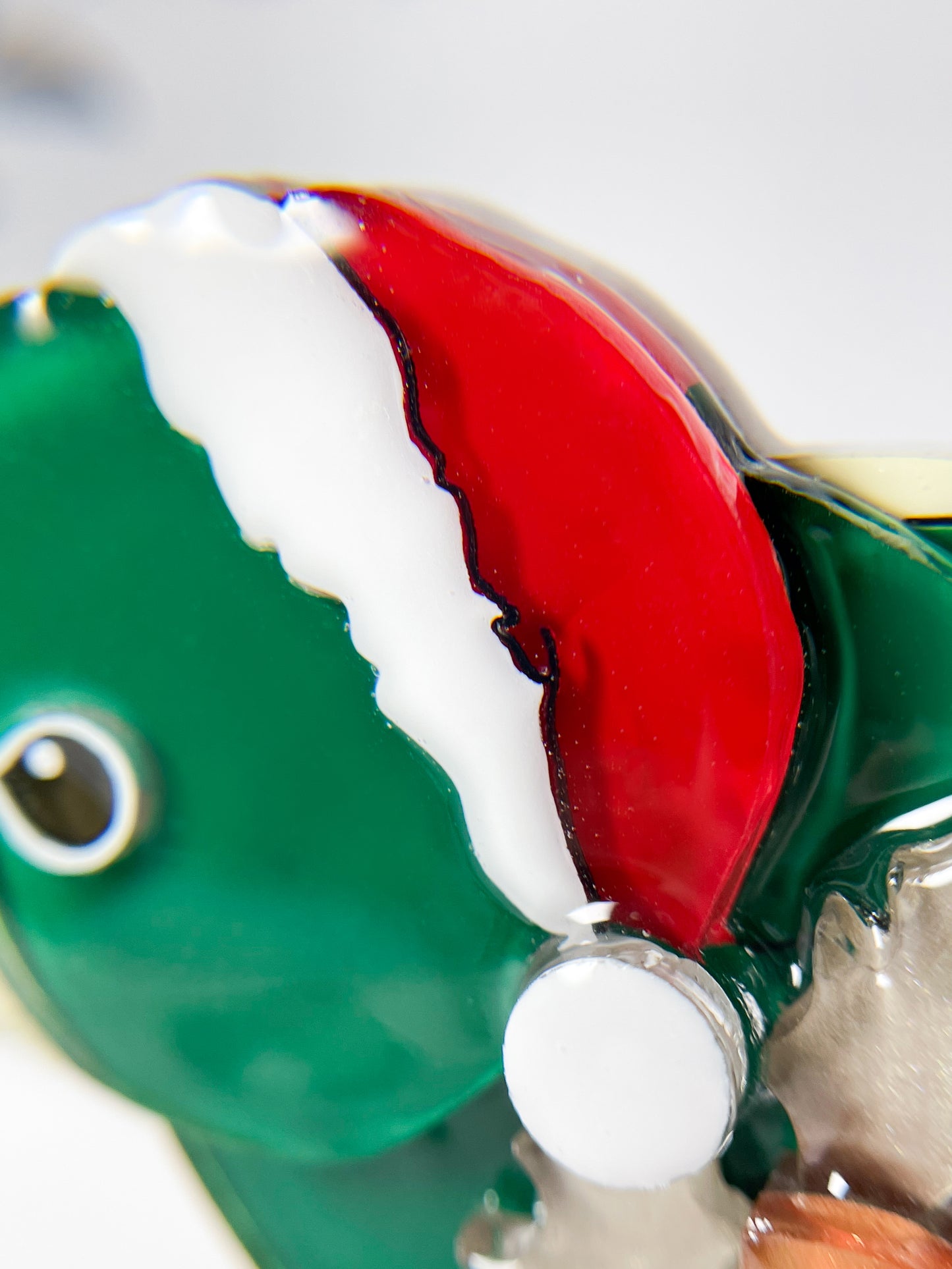 Christmas version of Japanese white-eye bird brooch (Green)