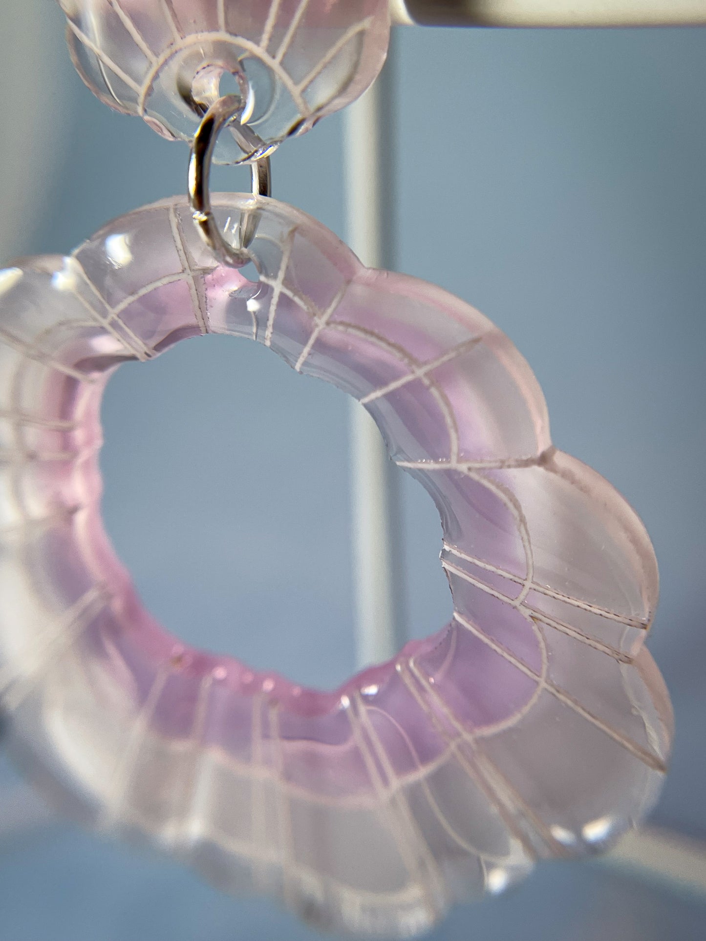 Clear seashell drop earrings (Pink)