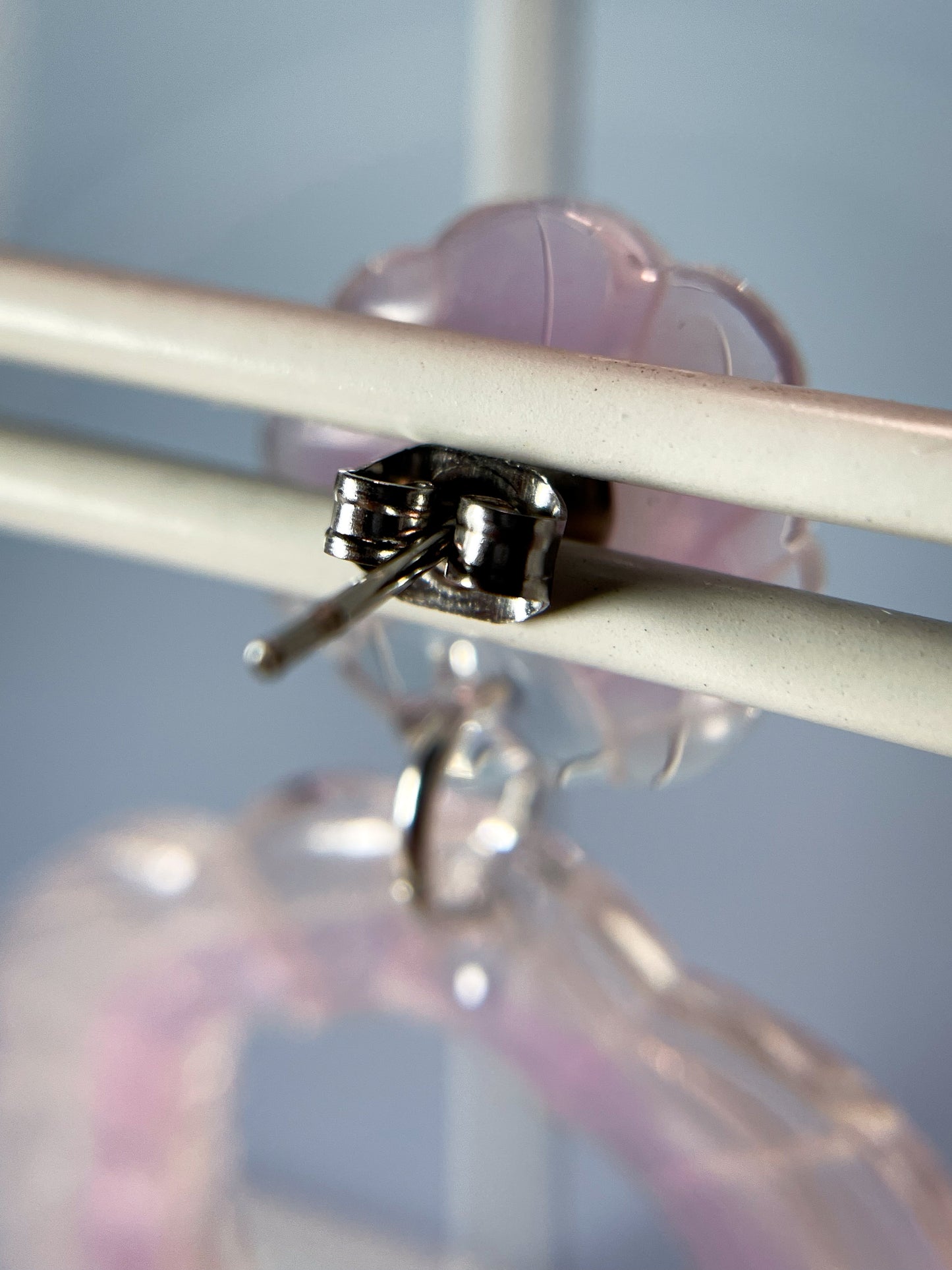 Clear seashell drop earrings (Pink)