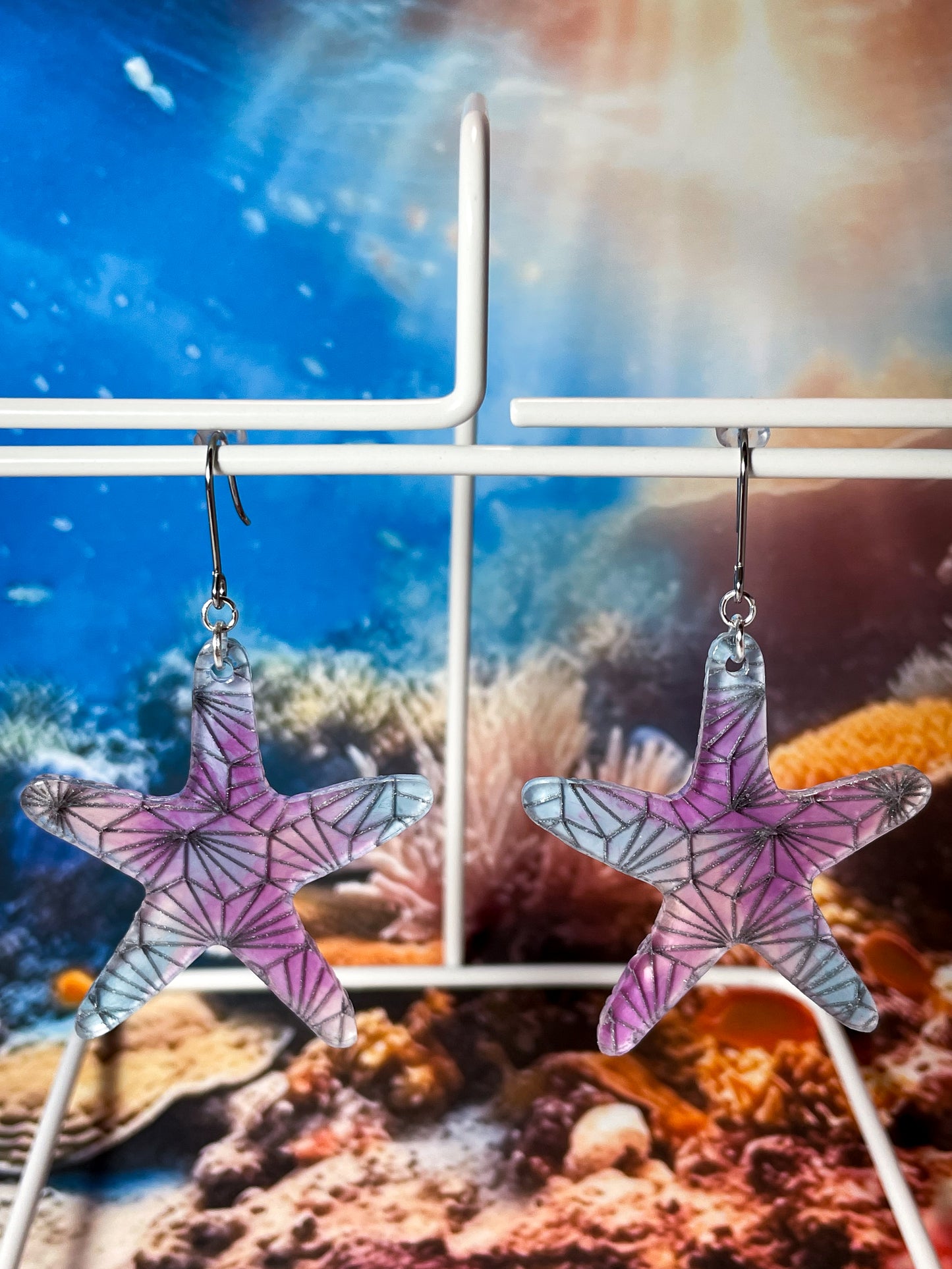 Geometric pattern starfish drop earrings (Purple)