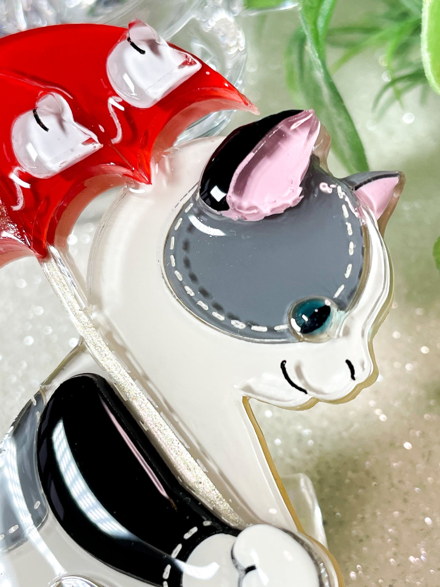 Stitch cat with red mouse umbrella