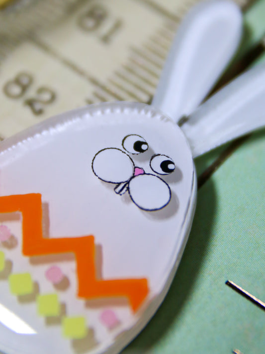 Happy easter egg bunny - Medium egg bunny(Orange)