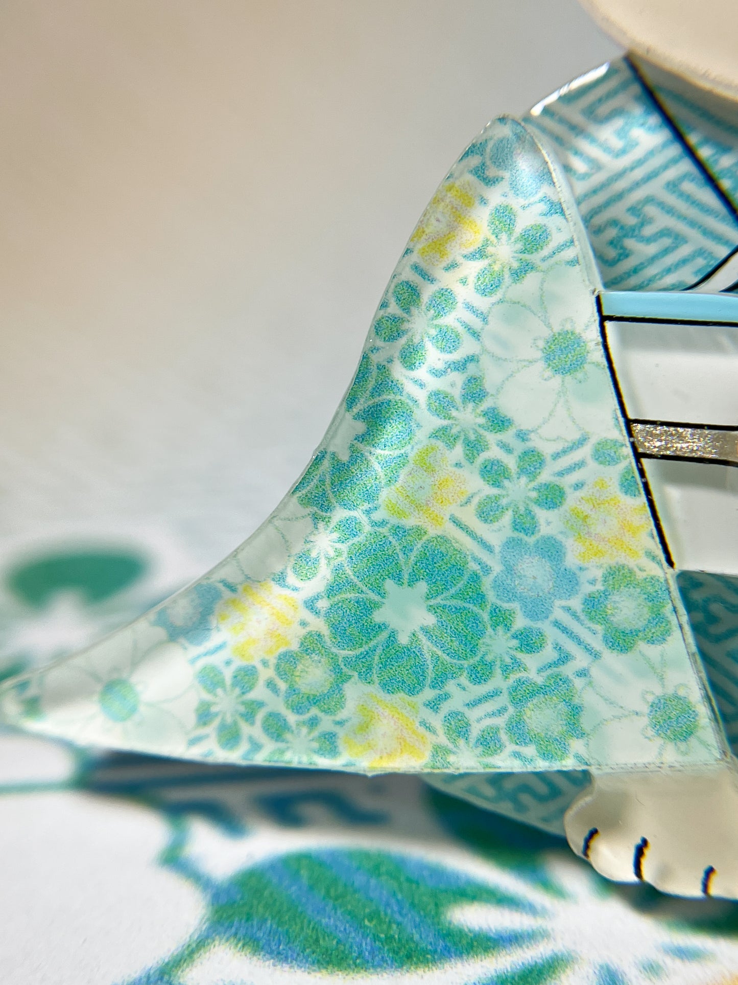 Kimono Shiba Brooch (Black & Tan)