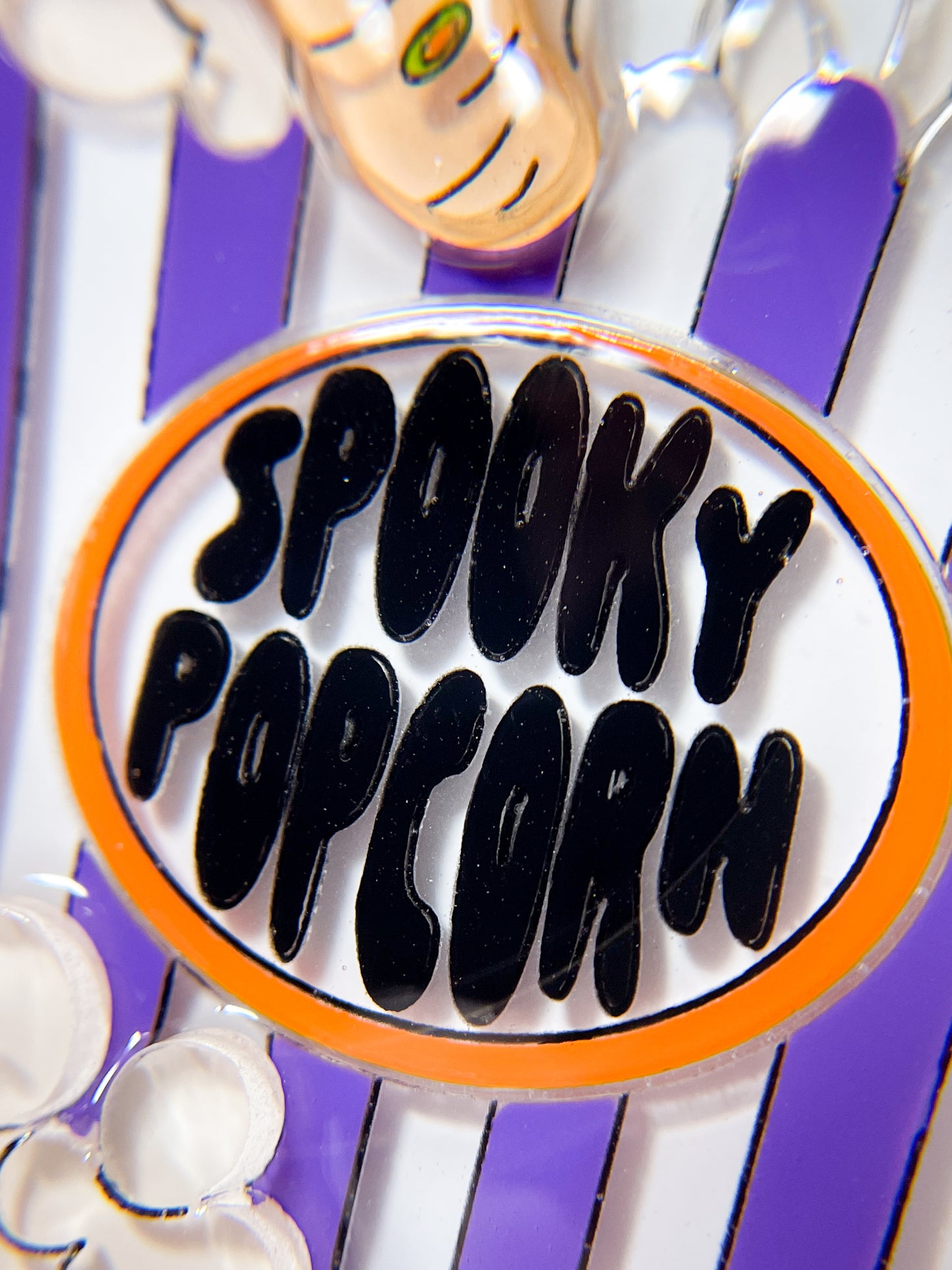 Strašidelná popcornová brož