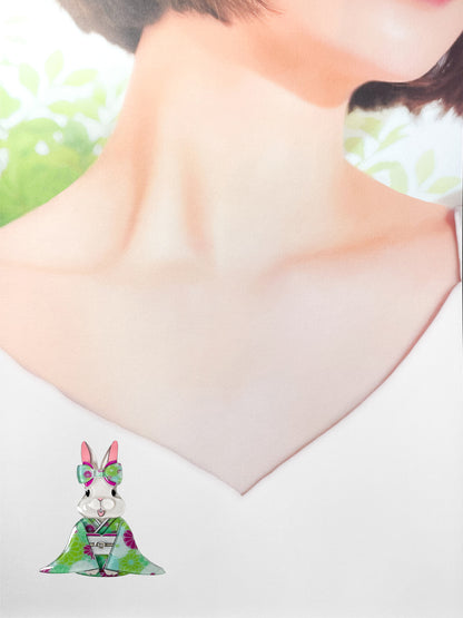 Kimono Rabbit Brooch (Green Kimono)