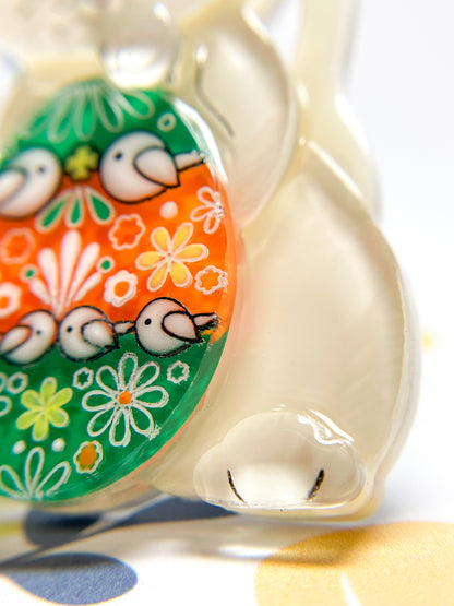 Egg Animal Brooch ~ White Cat ~