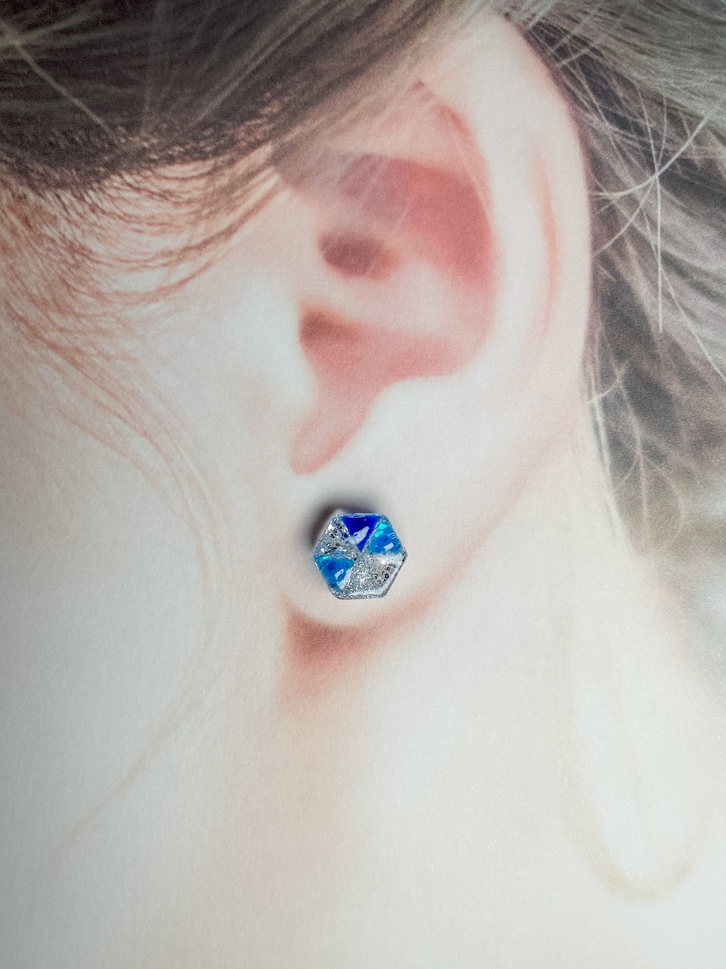 Sparkly winter studs earrings