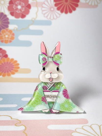 Kimono Rabbit Brooch (Green Kimono)