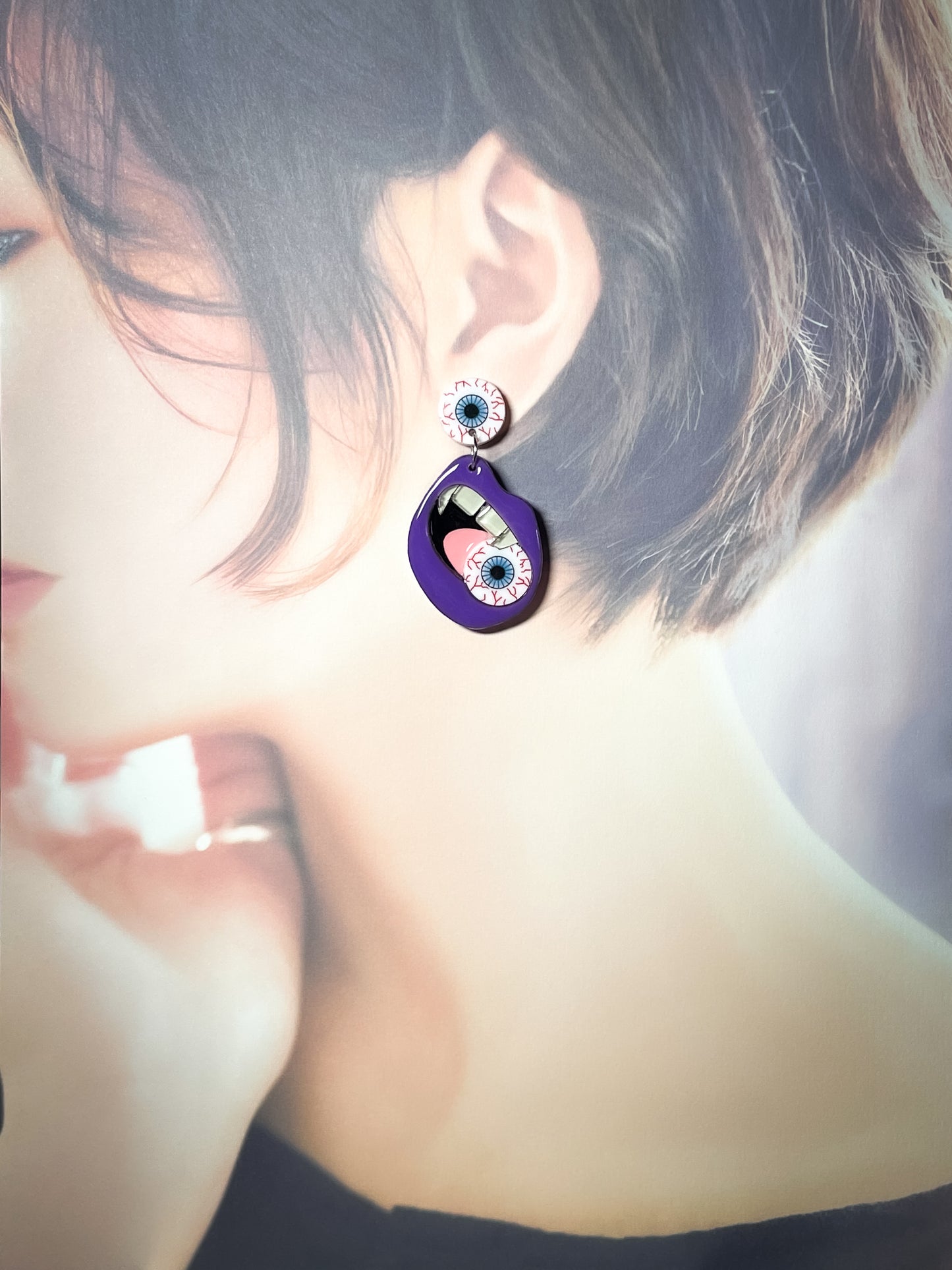 Eating Eyeball Earrings (Purple Lip)