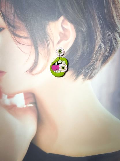 Eating Eyeball Earrings (Yellow-green Lip)