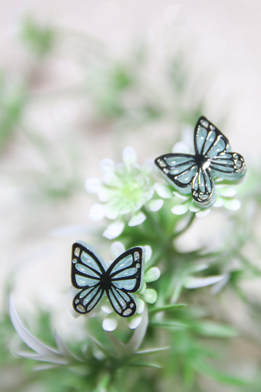 Stained glass butterfly stud earrings (Blue)