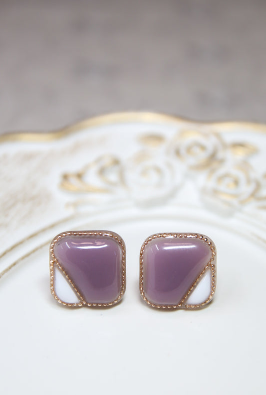 Classy square stud earrings (Purple)