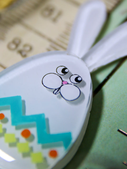 Happy easter egg bunny - Medium egg bunny(Green)